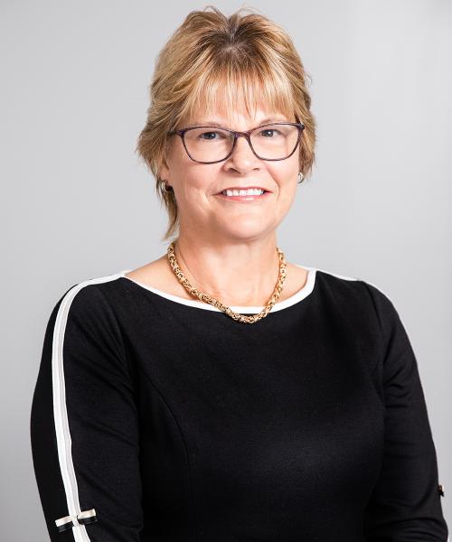 Kathy Burns | Co-Founder | Hall & Burns Wealth Management
